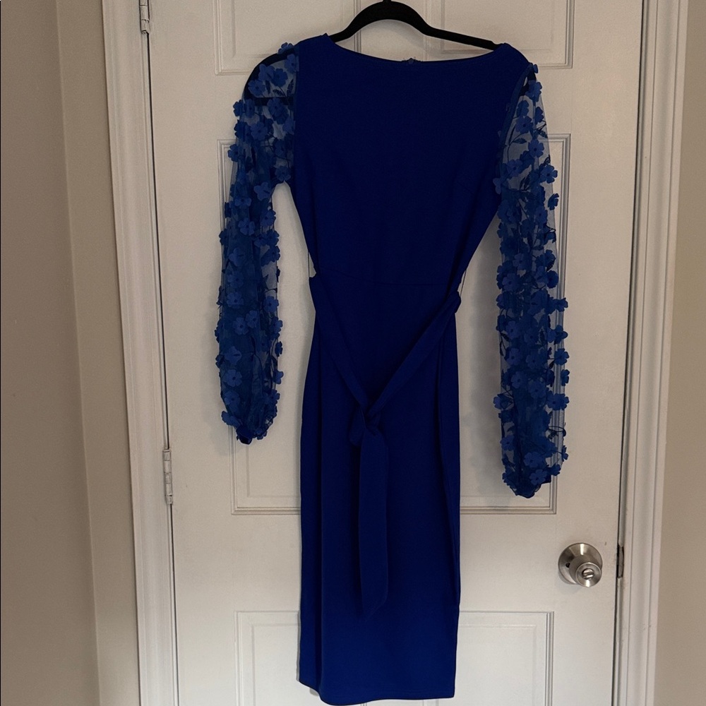Elegant Blue Long Sleeve Dress